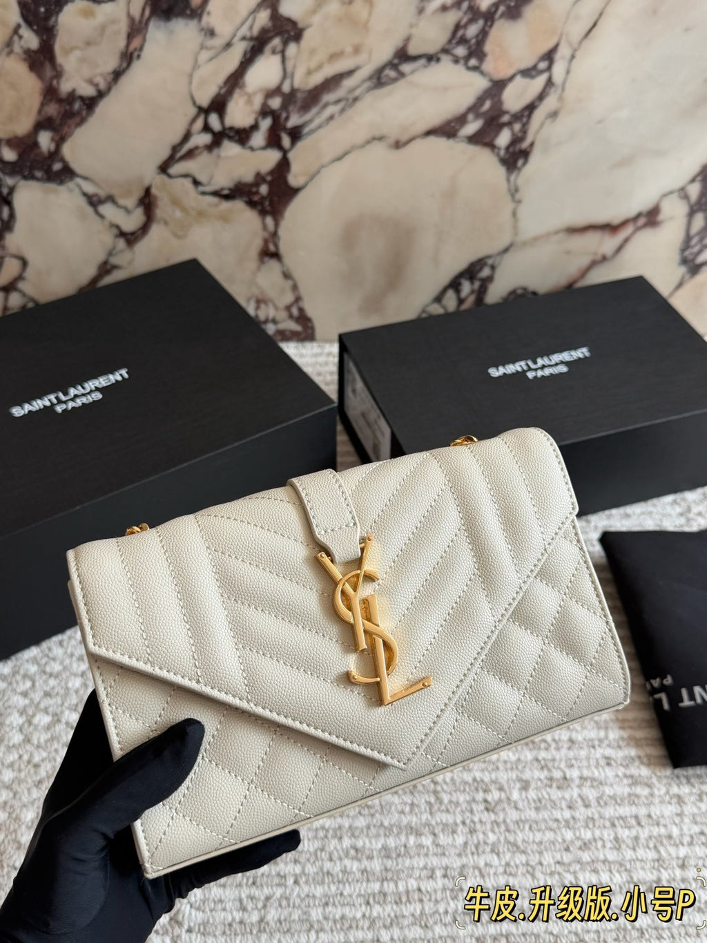 Designer Black/White Handbag for Women 21*13cm SEM06